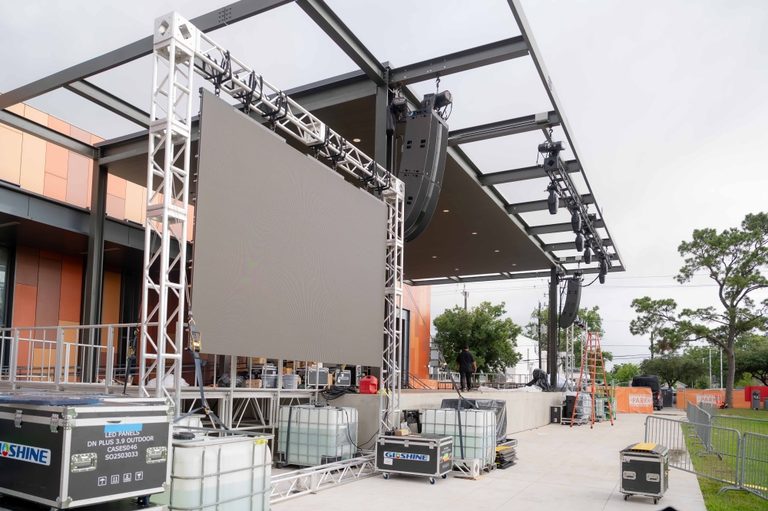Emancipation Park Unveils New Stage