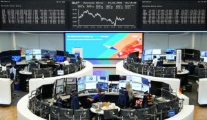 European Shares Steady Amid Tech Gains