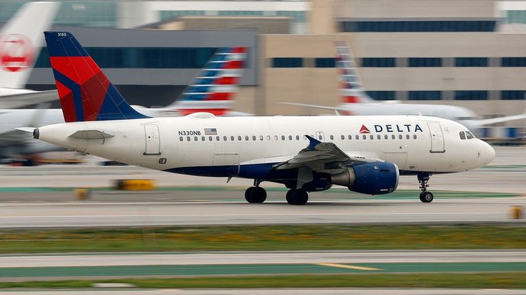 Faa Investigates Go Around At Boston Airport