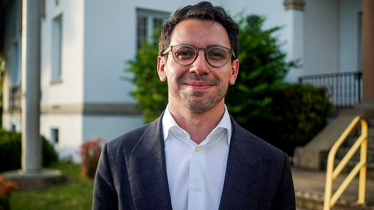 Florida Gop Candidate Vows To Shut Down Abortion Clinics