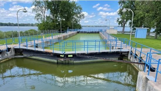 Fox River Lock Agreement