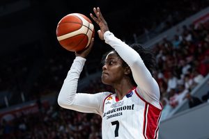 Golden State Valkyries Sign Nadia Fingall Release Ndjakalenga Mwenentand
