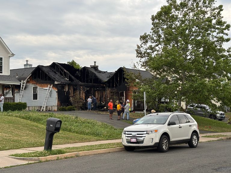 Hartford Fire Displaces Six