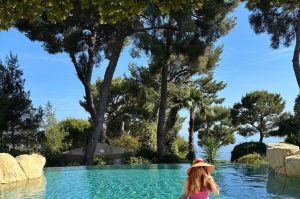 Hbo S White Lotus Films In France
