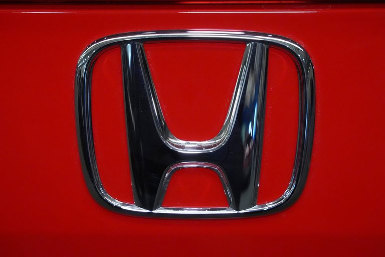 Honda Recalls 880 000 Cars