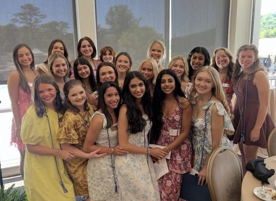 Hoover Belles Recognize Seniors