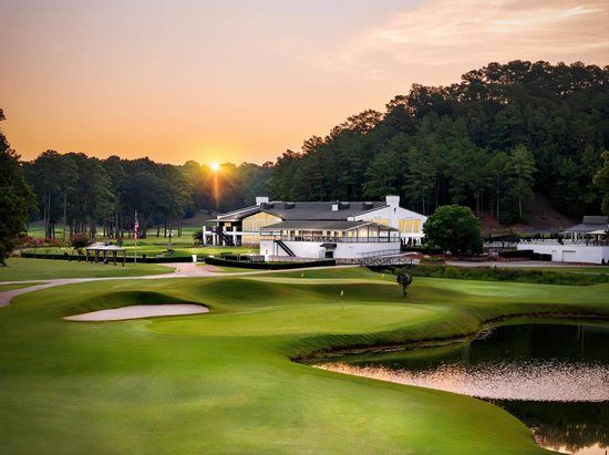 Hoover Country Club Hosts Annual Fireworks Show