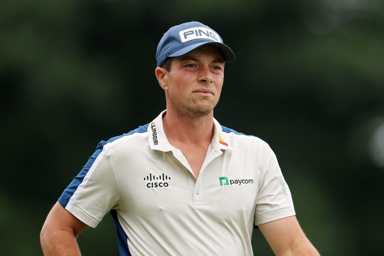 Hovland Leads Travelers Championship