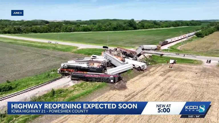 Iowa Highway 21 To Reopen After Fatal Train Crash