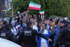 Iran Criticizes Us Visa Restrictions As Soccer Team Arrives In Mexico