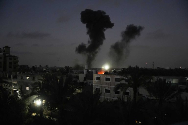 Israeli Strikes Kill 4 In Gaza