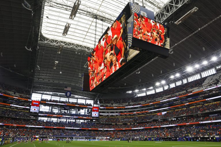 Japan Sweden Face Off At Dallas Stadium