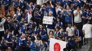 Japanese Fans Clean Up Stadium