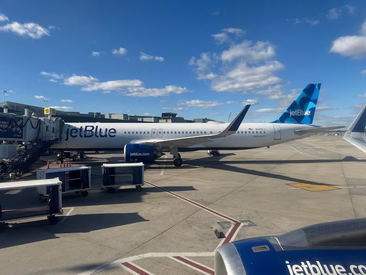 Jetblue Flight Hits Drone Near Jfk