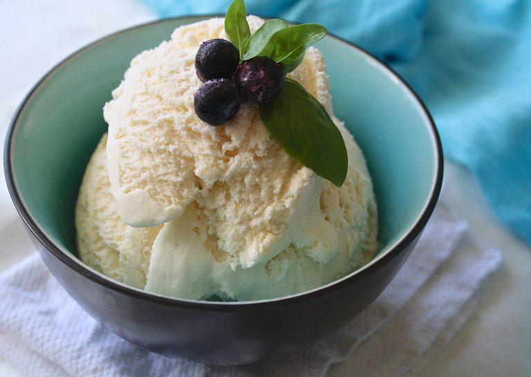 Kate S Kart Hosts Ice Cream Social