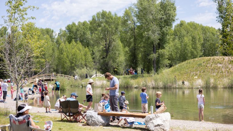 Kids Fishing Day Reels In Families At R Park
