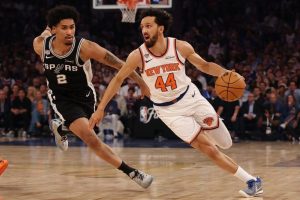 Knicks Sign Landry Shamet To 4 Year Deal
