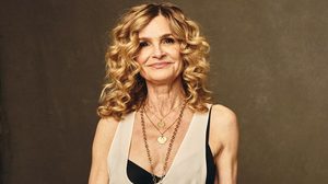 Kyra Sedgwick Reflects On Ancestor S Role In Signing Declaration Of Independence