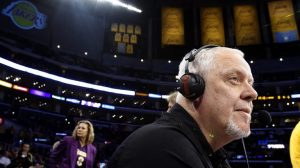 Lakers Long Time Announcer Retires