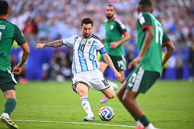 Lionel Messi Ties World Cup Goals Record