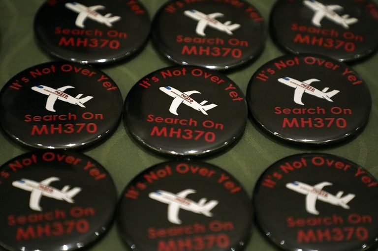 Malaysia Extends Search For Mh370