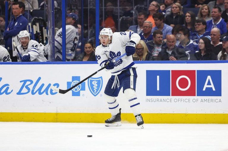 Maple Leafs Re Sign Troy Stecher