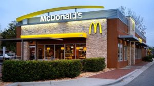Mcdonald S Brings Back Fried Apple Pie