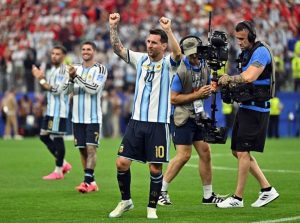 Messi Leads Argentina To World Cup Knockout Stage
