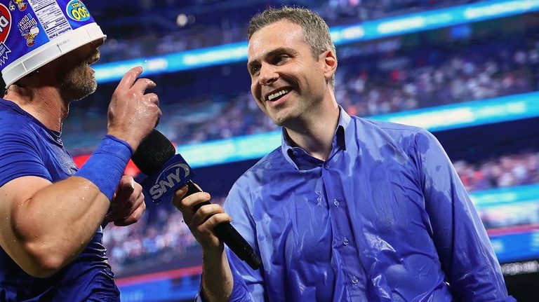 Mets Reporter Tries Skyline Chili