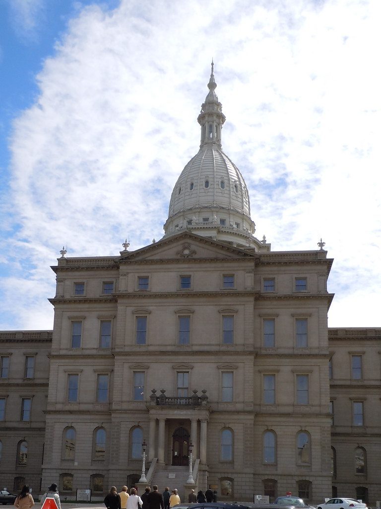 Michigan Lawmakers Introduce Workplace Seating Rights Bill