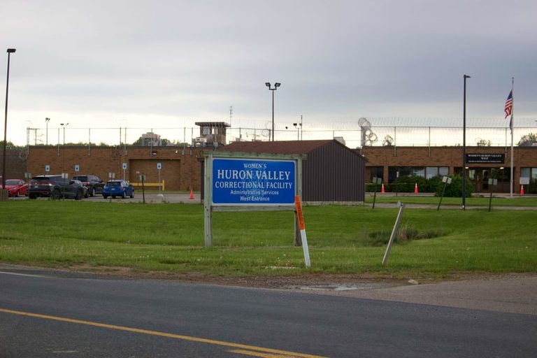 Michigan Prisons Leader Defends Oversight