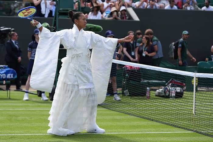 Naomi Osaka Makes Fashion Statement
