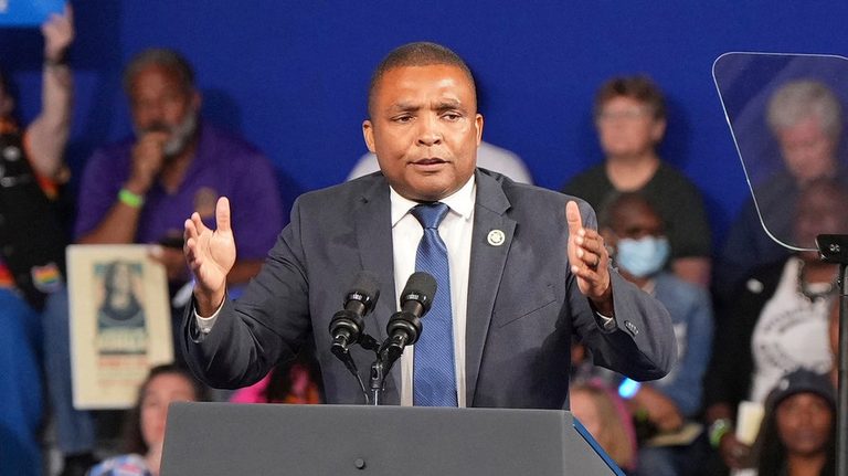 Nc Congressman S Office Expenses Under Scrutiny