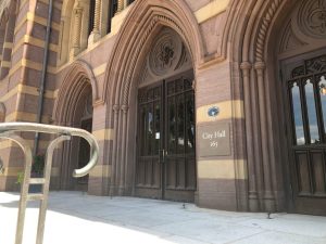 New Haven Woman Sues Ice