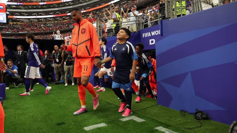 North Texas Students Escort World Cup Stars