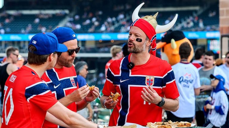 Norwegian Fans Bring Viking Spirit To Mets Game