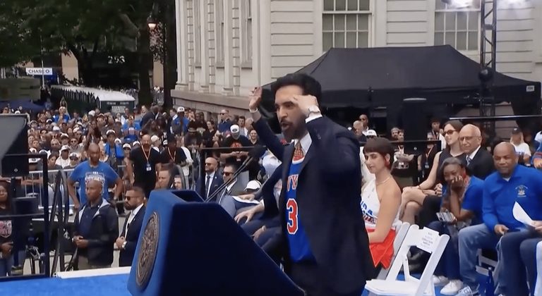 Nyc Mayor Delivers Legendary Speech At Knicks Rally