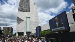 Obama Center S Opening Ceremony Sparks Criticism