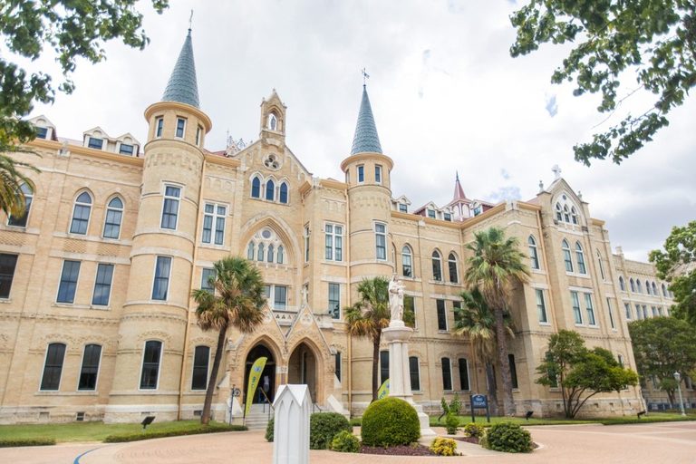 Ollu Closes Center For Mexican American Studies