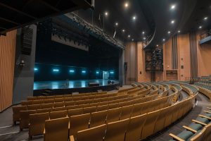 MJR Universal Grand Cinema 16 — Warren