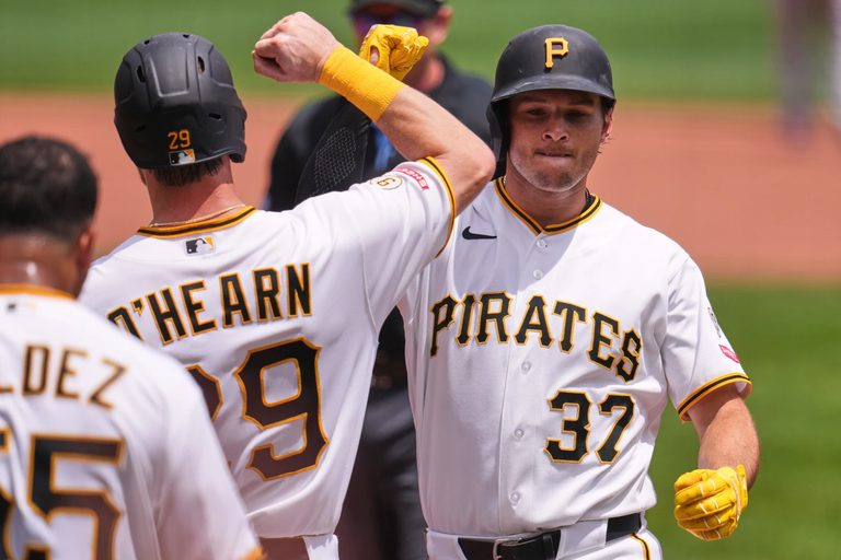 Pirates Avoid Sweep