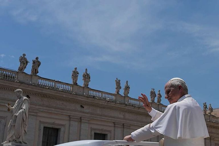 Pope Leo Xiv War Never Blessed By God