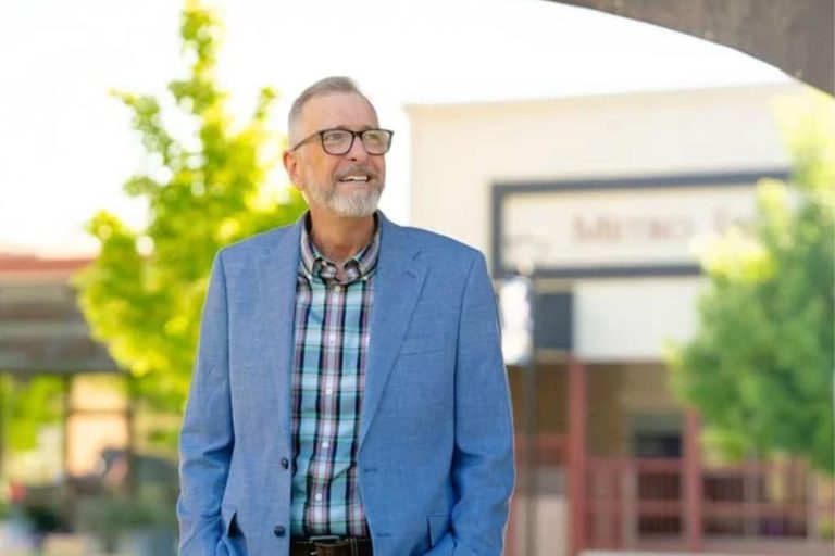 Redding Planning Commissioner Runs For City Council