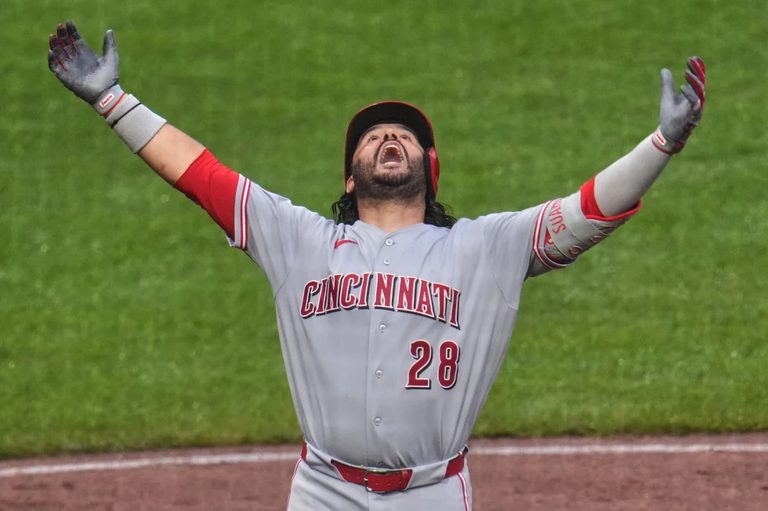Reds Eugenio Su Rez Injured