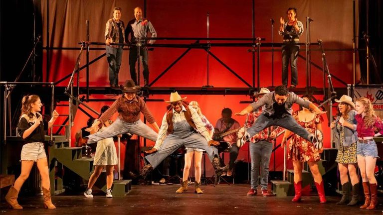Renton Civic Theatre S Footloose Kicks Off Summer