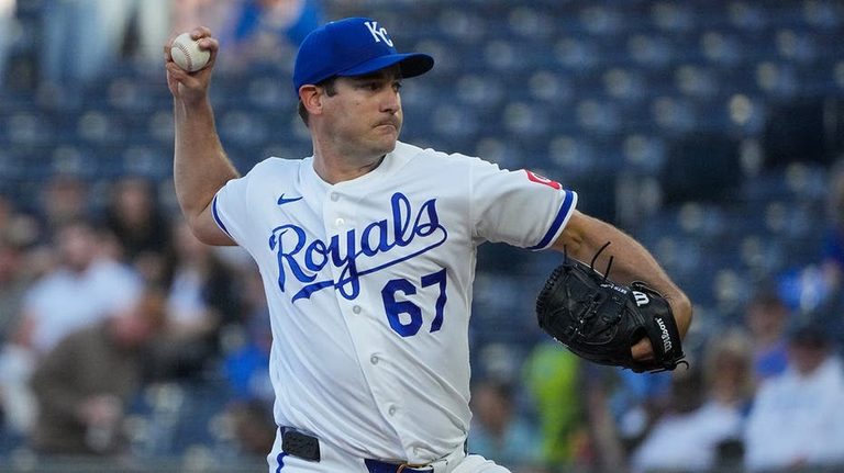 Royals Seek Series Win