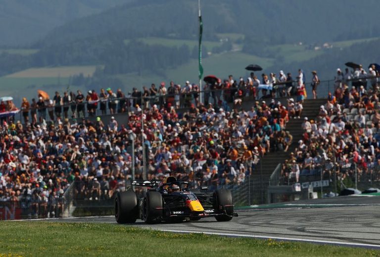 Russell Takes Pole At Austrian Gp