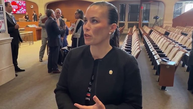 San Antonio Mayor Seeks Payment From Spurs