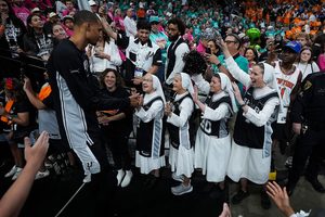 San Antonio S Spurs Nuns Bring Faith To The Nba Finals