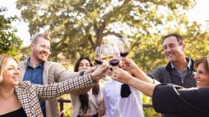Santa Barbara Vintners Foundation Hosts Summer Soiree